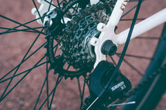 2018 Fairdale Flyer (Antique White - S/M)